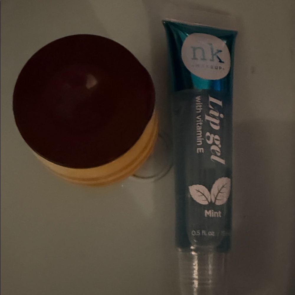 NK Makeup Mint Lip gel with vitamin e + Yellow fang propolis lip mask Jar Duo